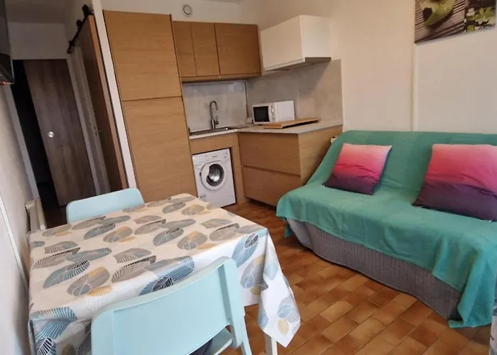 Charmant Studio Alcove A Balaruc Les Bains 2 Etoiles