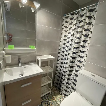 Charmant Studio Alcove A Balaruc Les Bains 2 Etoiles Exterior photo